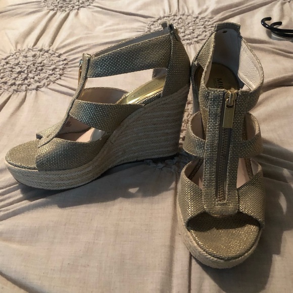 Michael Kors Damita wedge sandal - Picture 1 of 5